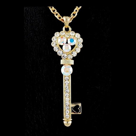 3" Chunky Gold Tone Aurora Borealis Ab Crystal Heart Love Key Necklace Triple Pl - Picture 4 of 5